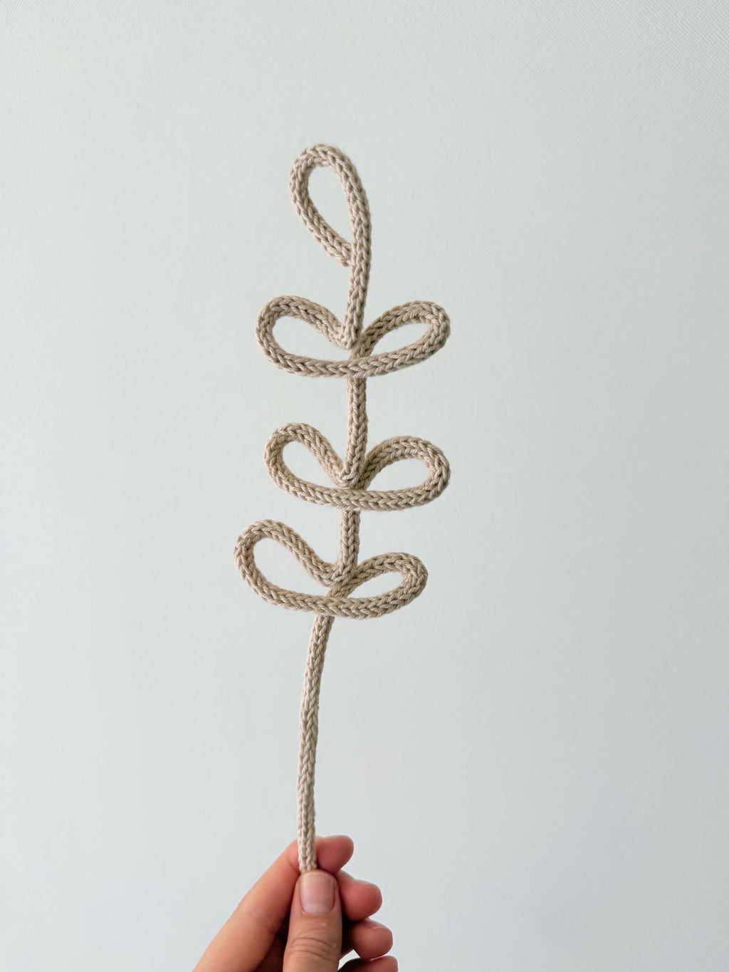 Ramo de Flores Tejidas Eternas en Tricotín | Regalo para Mamá, Novia o Mujer Especial | Bouquet Artesan