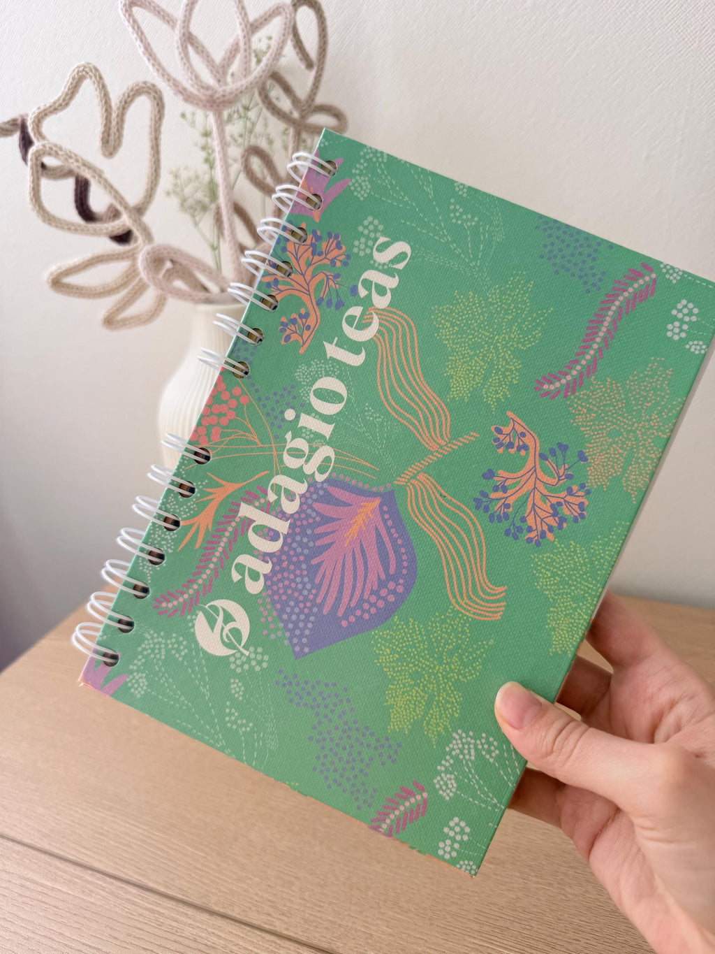 Cuaderno Hecho con Bolsa de Papel Reciclada | Libreta Artesanal Anillada | Notebook Eco Friendly