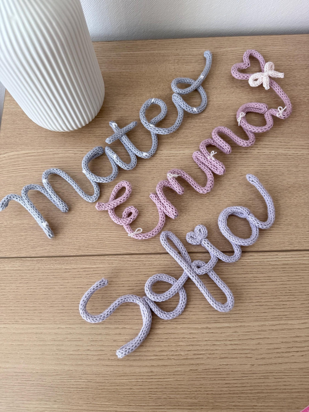 Nombre Personalizado Tejido a Mano | Decoración Infantil en Tricotín | Regalo Baby Show
