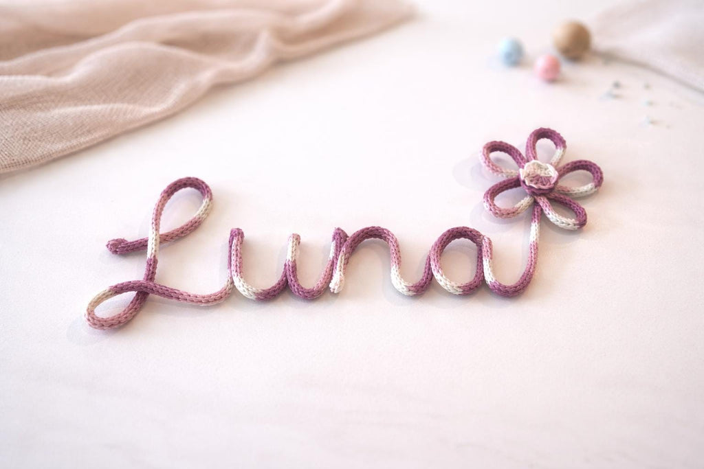 Nombre Personalizado en Tricotín con Figura Decorativa | Decoración Infantil Hecha a Mano | Regalo Baby Show