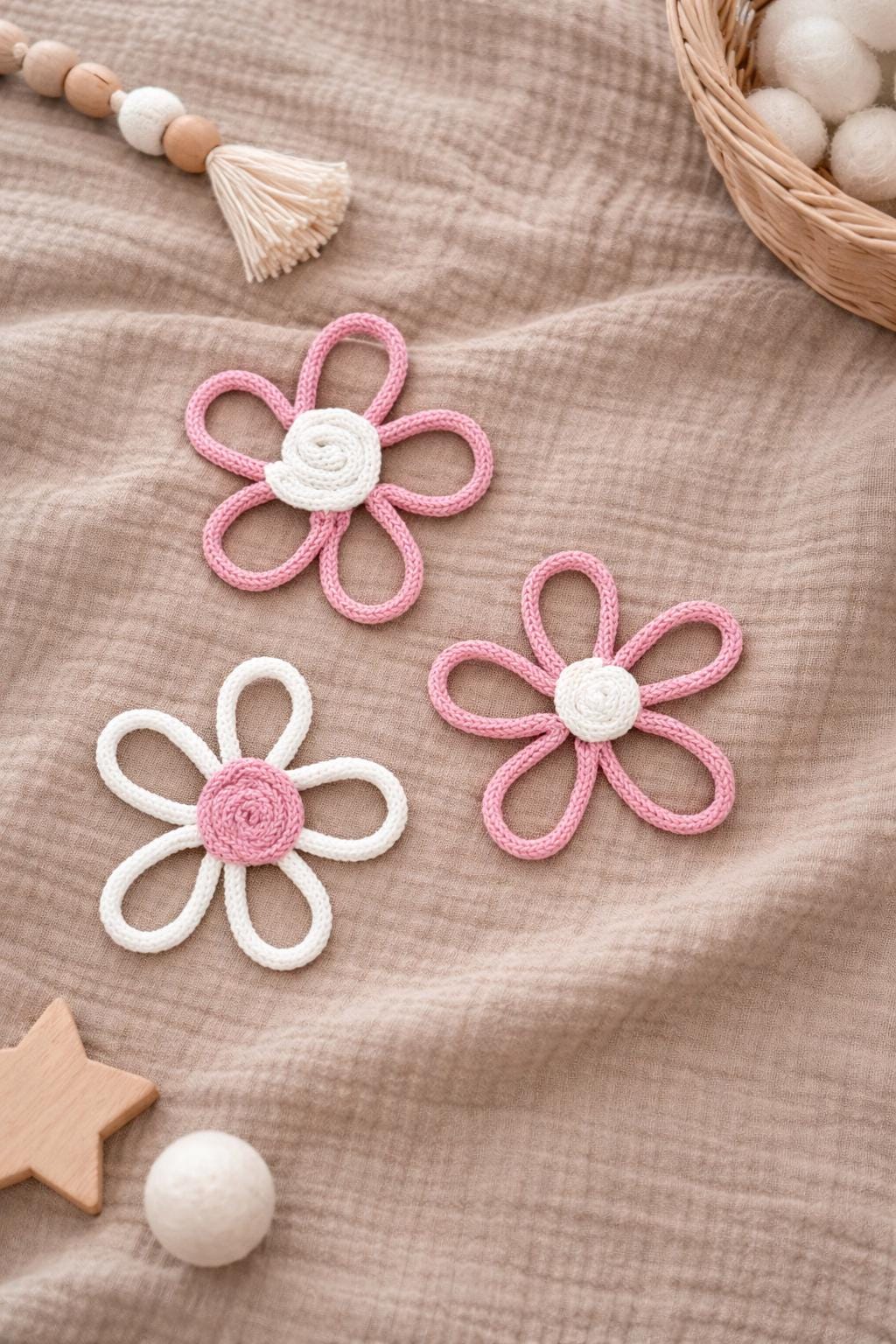 Flores en Tricotín con Alambre Interior | Decoración Floral Hecha a Mano | Baby Shower y Event