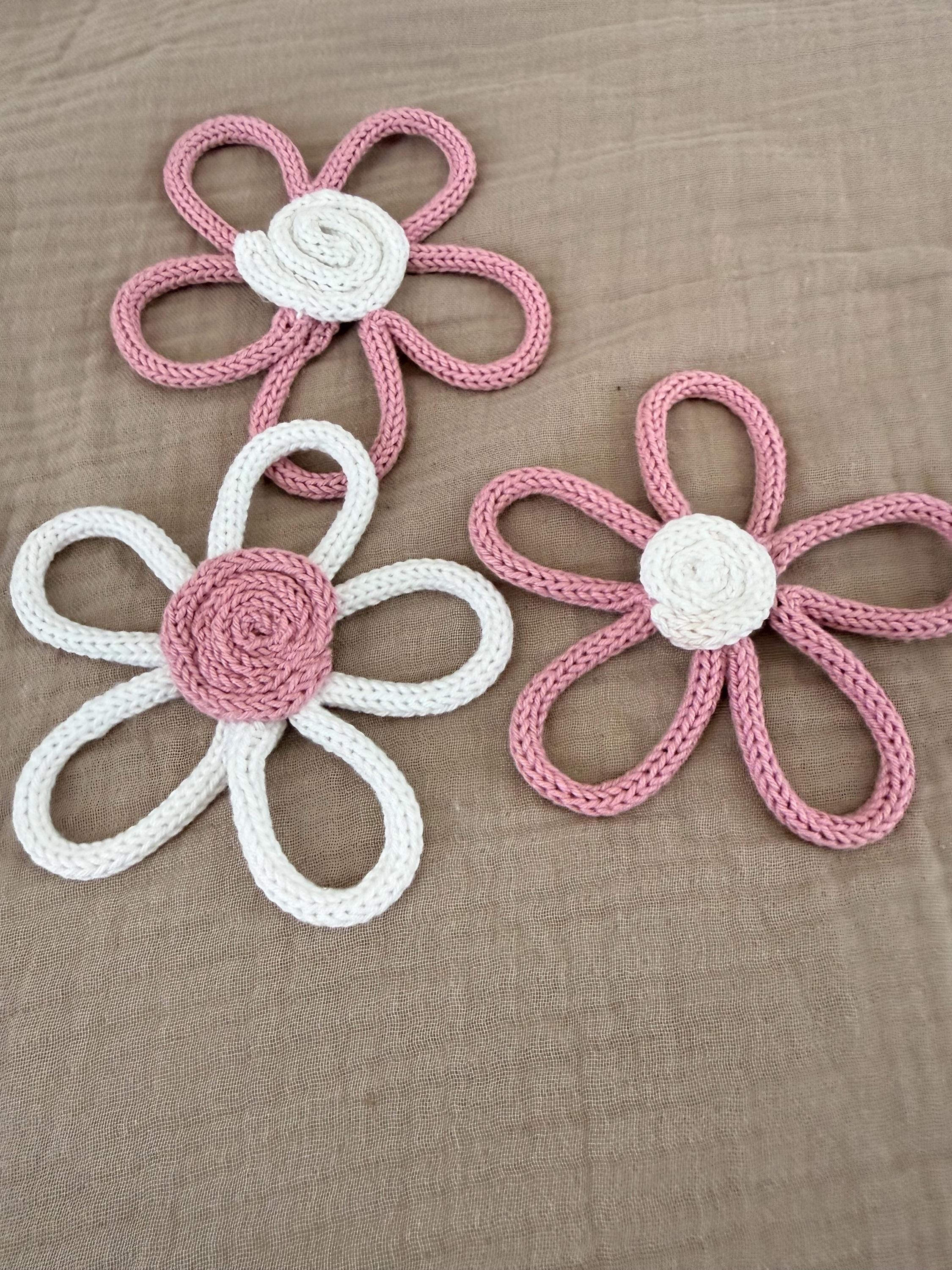 Flores en Tricotín con Alambre Interior | Decoración Floral Hecha a Mano | Baby Shower y Event